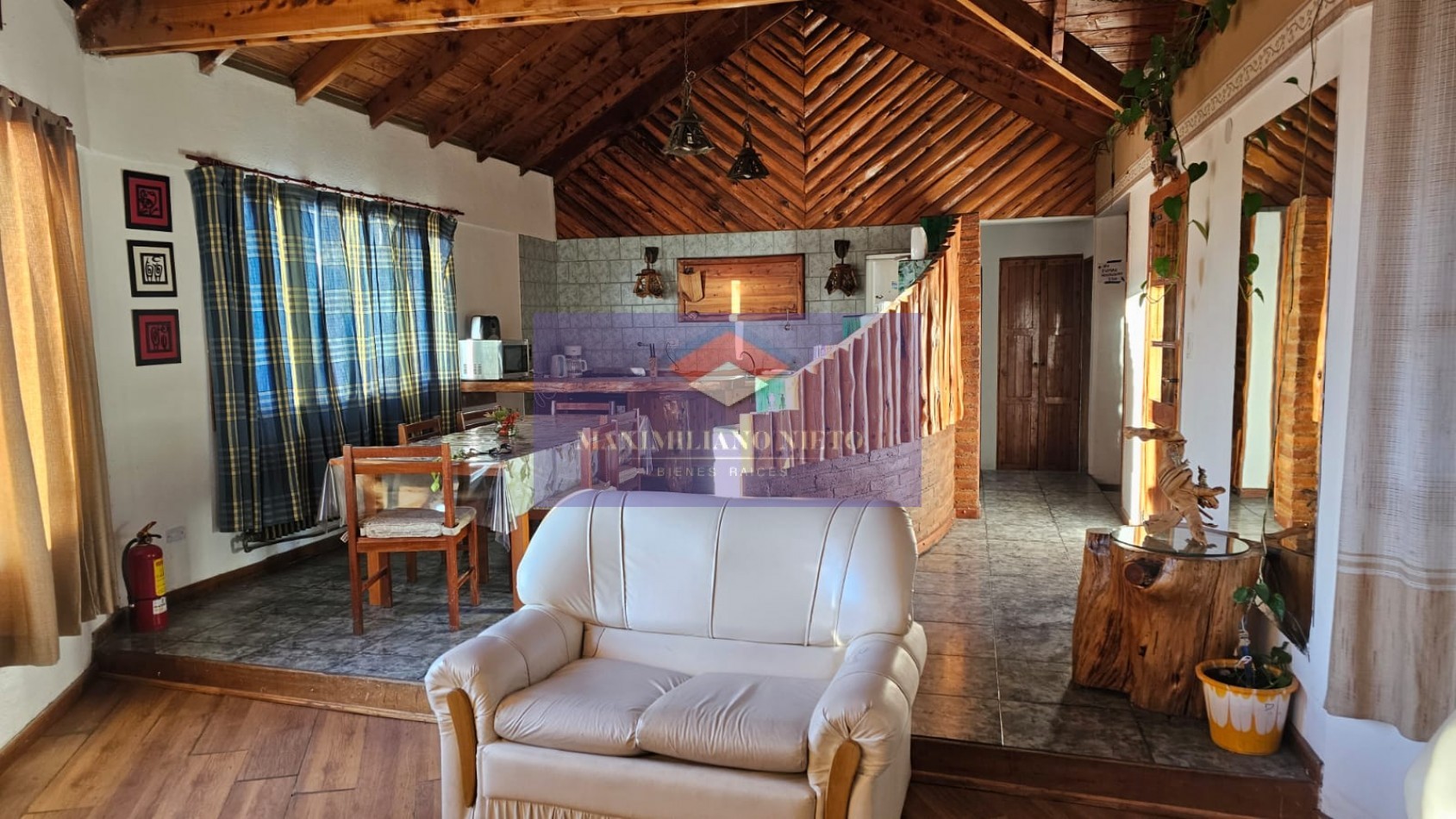2 CASAS CON VISTA AL LAGO