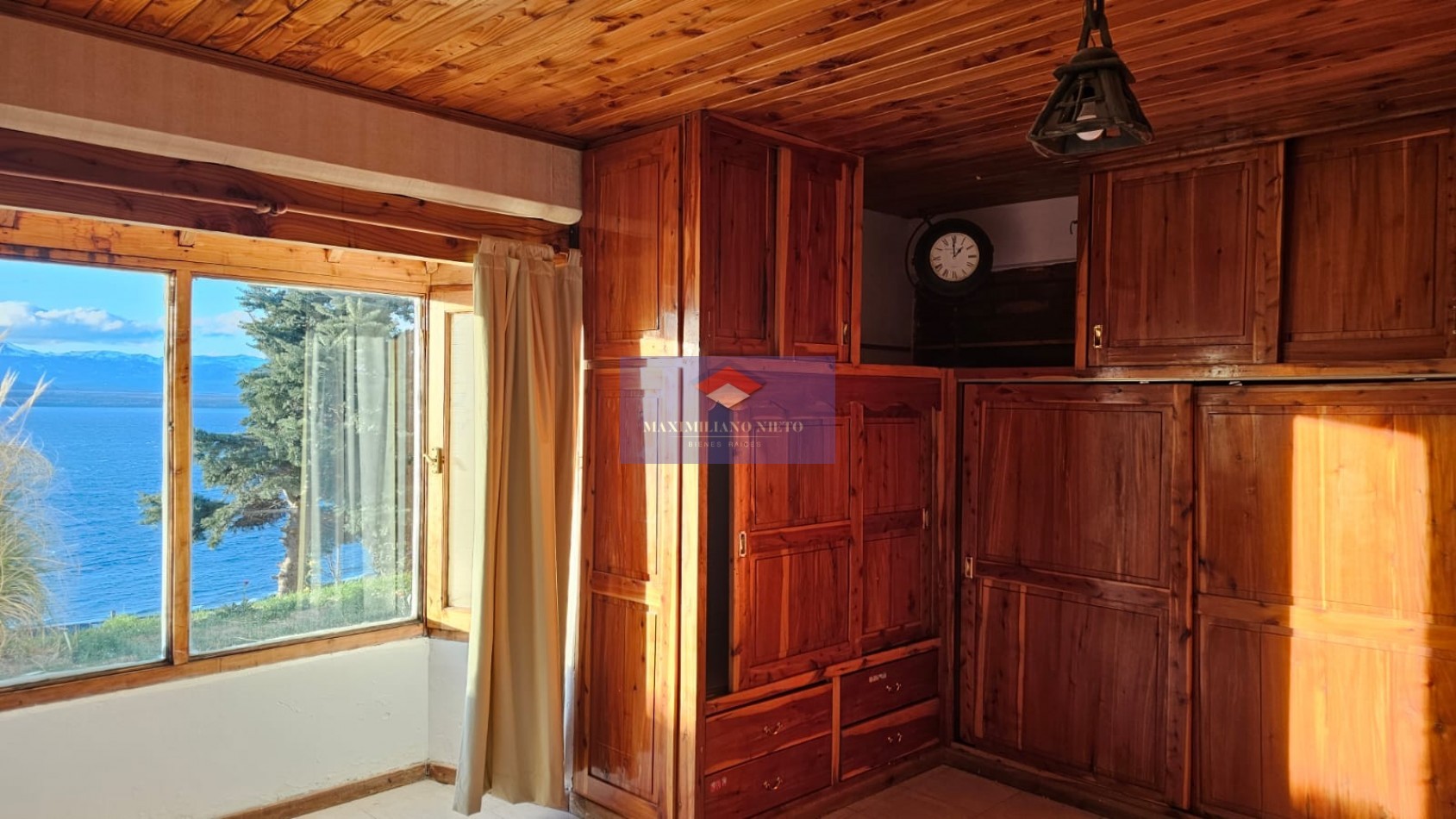 2 CASAS CON VISTA AL LAGO