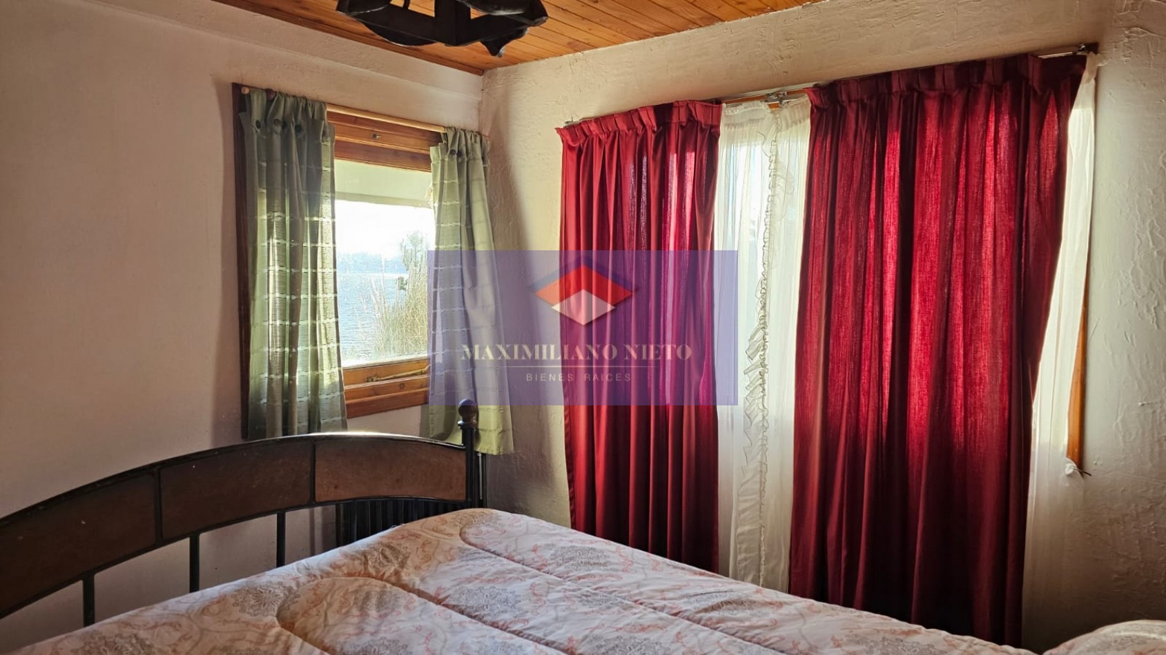 2 CASAS CON VISTA AL LAGO