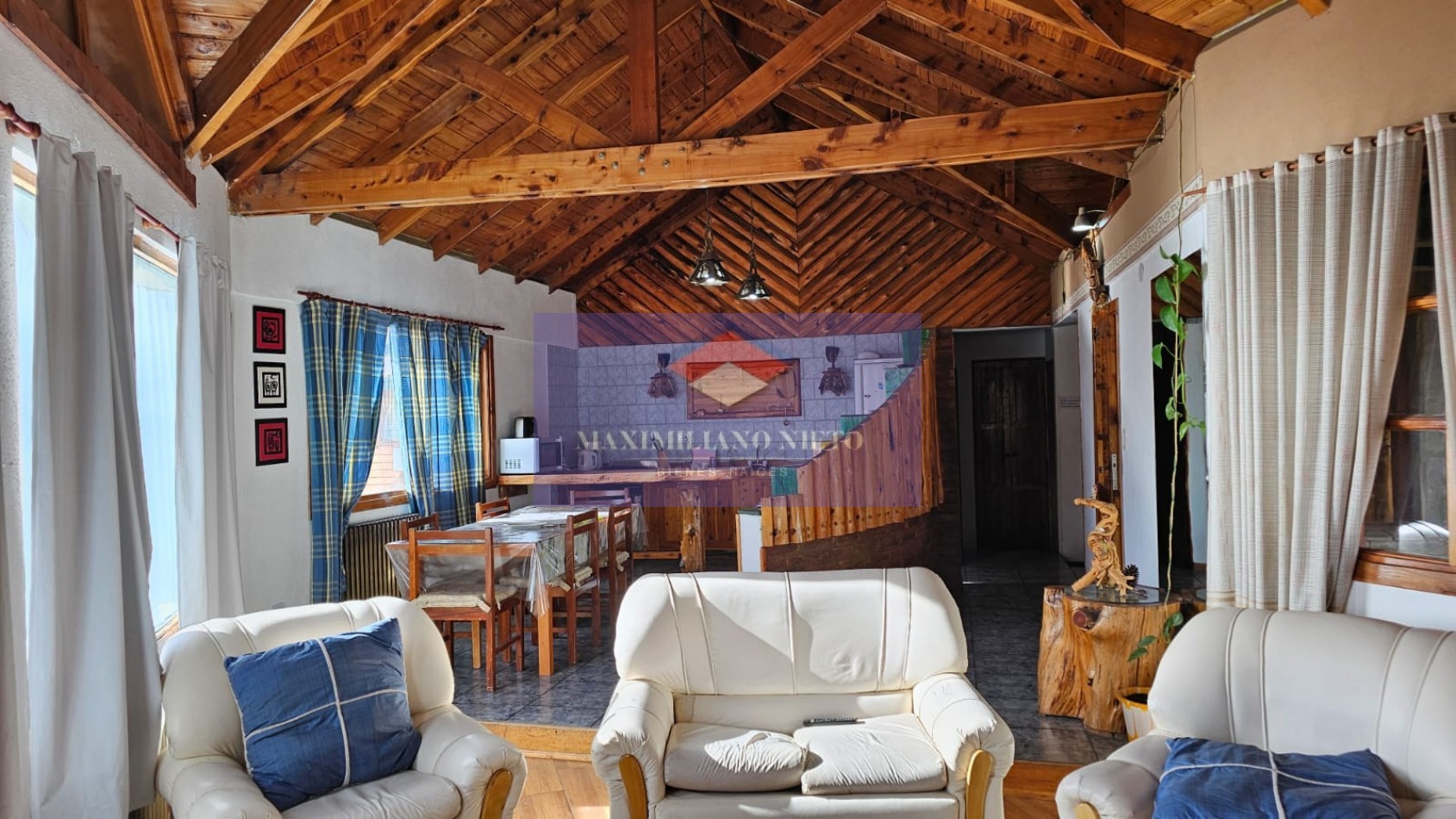 2 CASAS CON VISTA AL LAGO