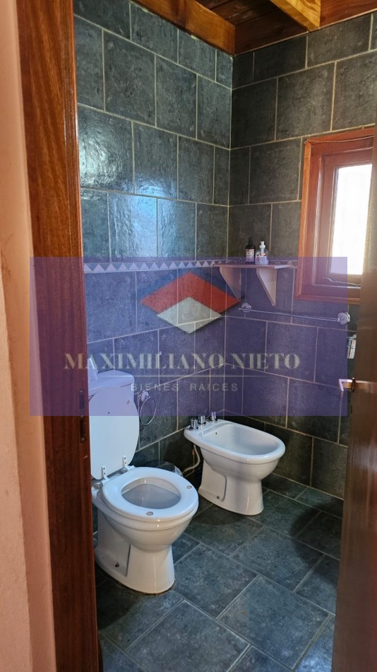2 CASAS CON VISTA AL LAGO