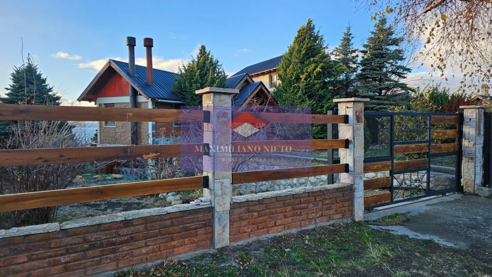 2 CASAS CON VISTA AL LAGO