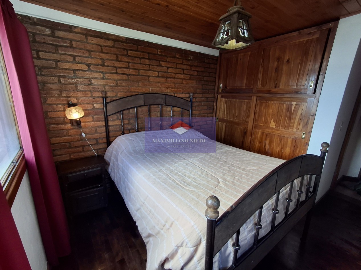 2 CASAS CON VISTA AL LAGO