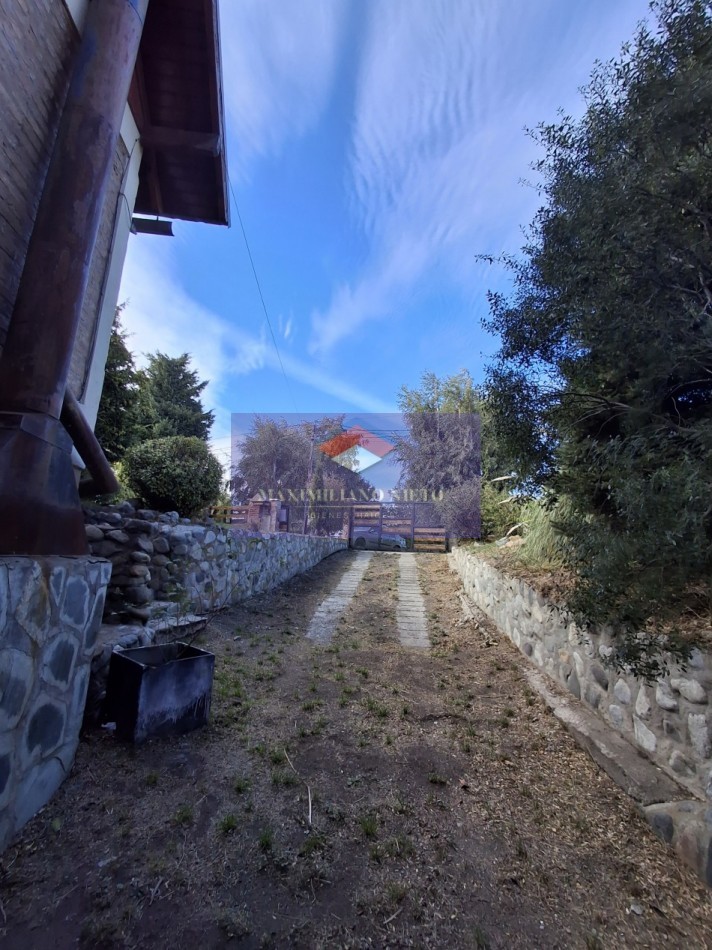 2 CASAS CON VISTA AL LAGO