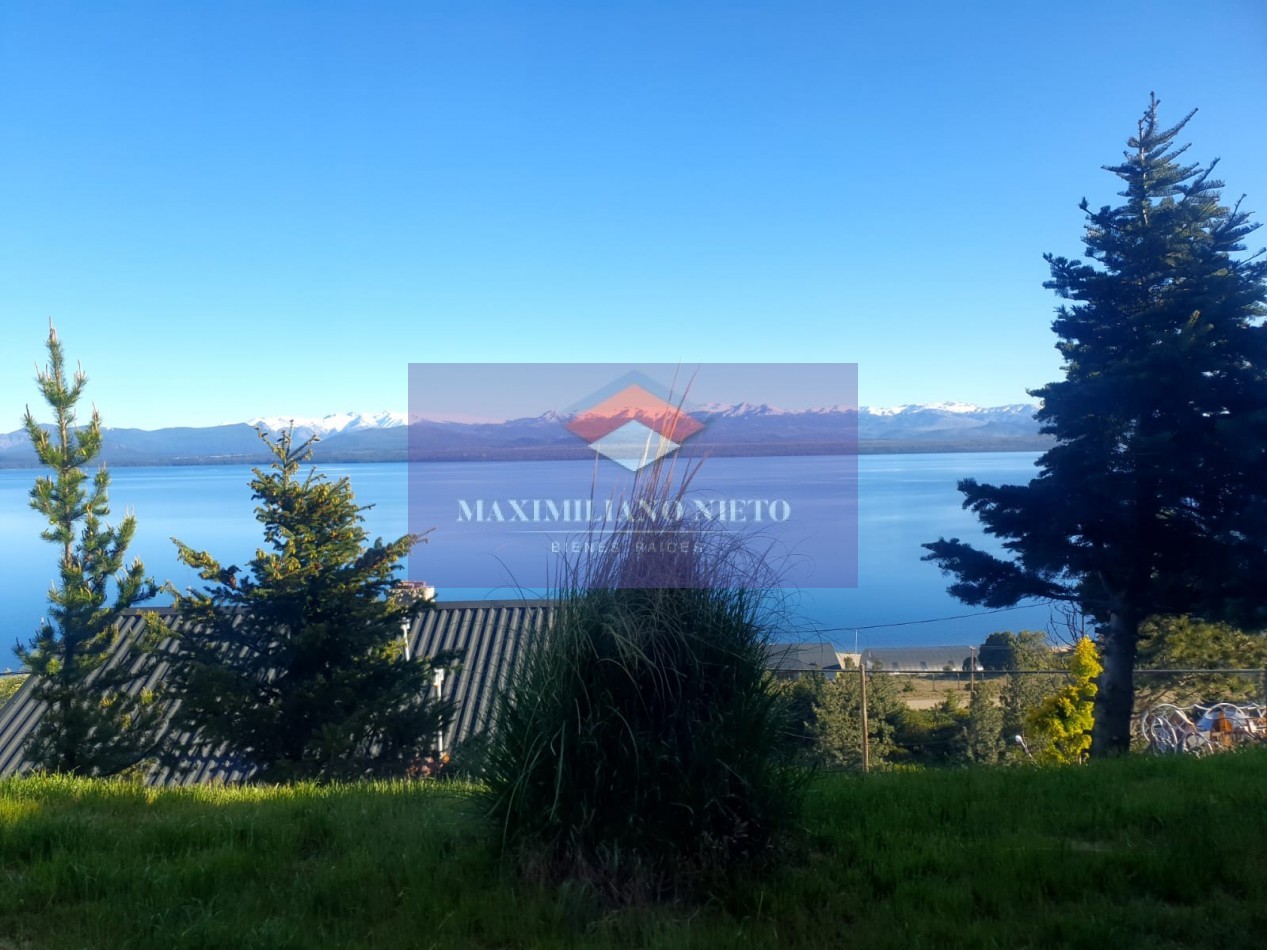 2 CASAS CON VISTA AL LAGO