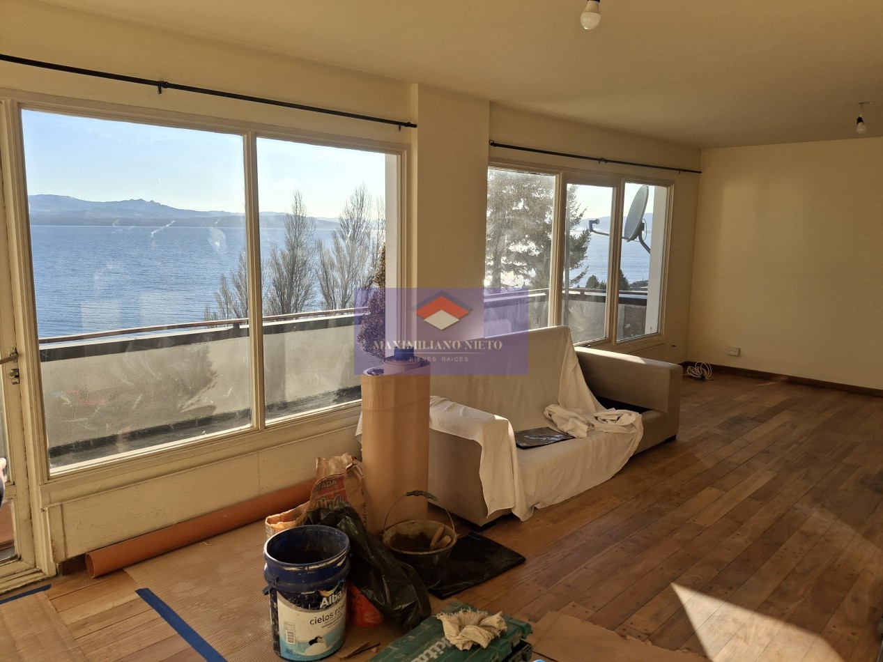 Departamento con vista al lago