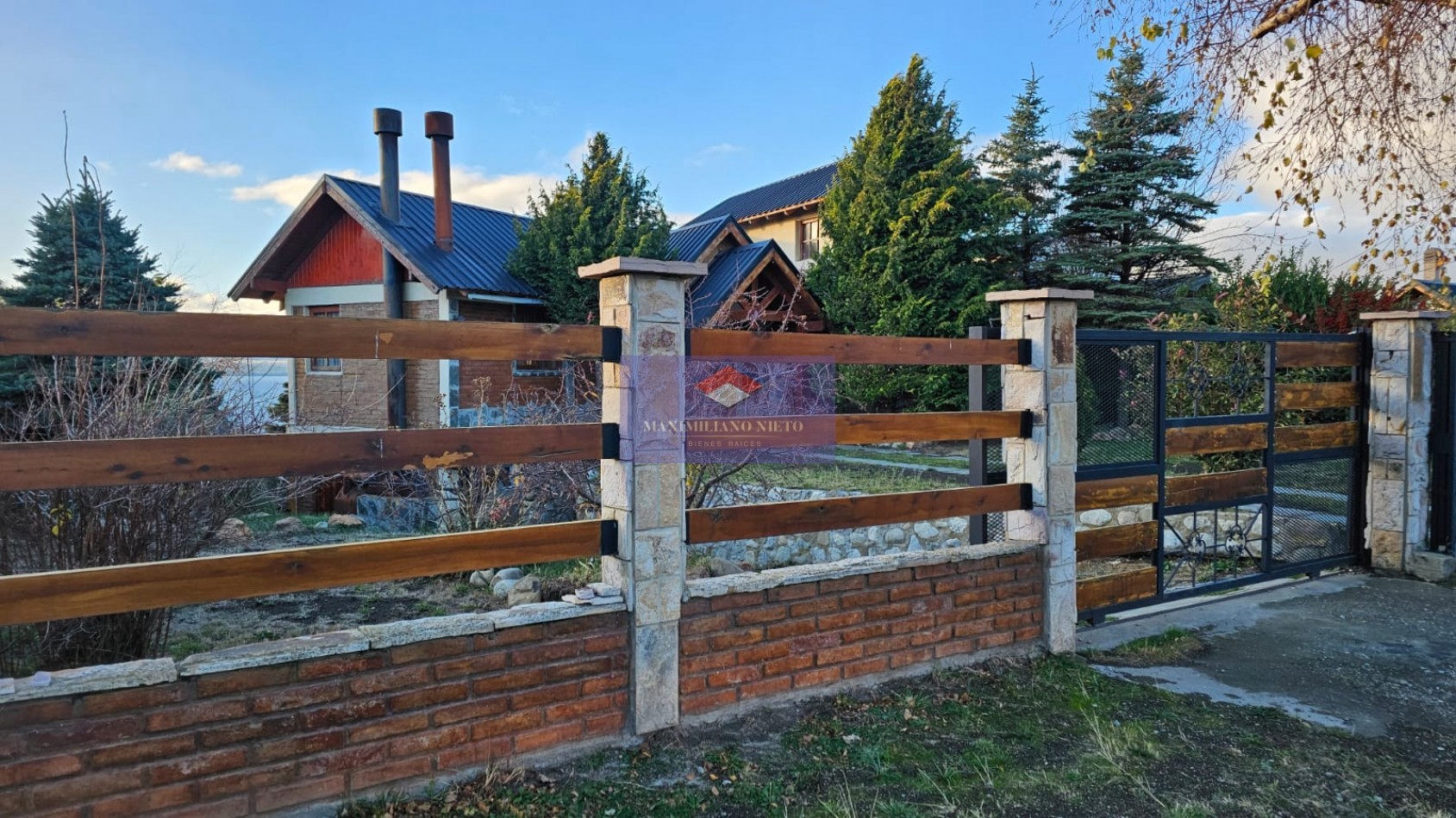 2 CASAS CON VISTA AL LAGO