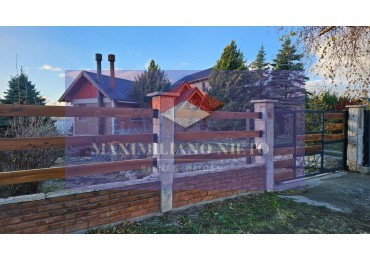 2 CASAS CON VISTA AL LAGO